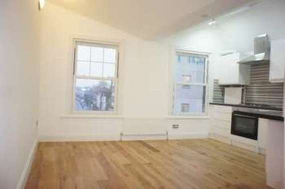1 bedroom Flat for s...